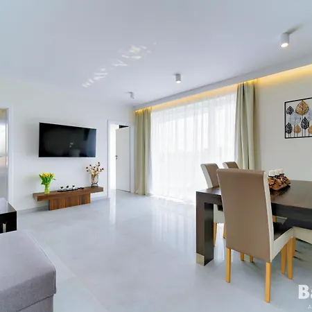 Balticon Westin House Z Basenem Krytym Apartamento *